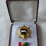 A Magyar Népköztársaság babérkoszorúval ékesített Zászlórendje II. fokozata fotó