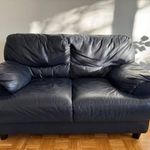 Valódi bőr 2 személyes kanapé megkímélt állapotban eladó ÁRCSÖKKENTÉS! fotó