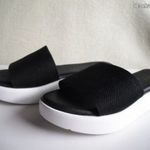 36-os Yesmile női papucs szandál fekete fehér vastag talp bth: 22, 5cm sarokmag: 3, 5cm sz.átvétel: Zugló fotó