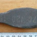 Régi sokat használt kaszakő kasza fenőkő jelzésekkel (F-3729) 13 cm, 56 g fotó