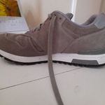 Végkiárúsítás ! New Balance sportcipő 42' fotó