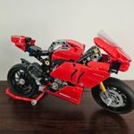 LEGO Technic - 42107 - Ducati Panigale V4 R fotó