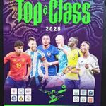 270 focis kártya, a teljes Panini Top Class 2025 sorozat albummal, fém díszdobozokkal fotó