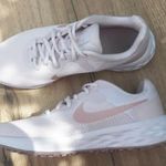 NIKE Revolution 6 Next Nature sportcipő, 39 -es fotó