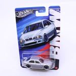 Hot Wheels (Silver Series) 1/5 2001 BMW M5 fotó