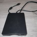 Retro külsú usb-s 1, 44mb floppy meghajtó fotó
