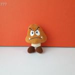 Nintendo Super Mario GOOMBA GOMBA plüssfigura 16 cm-es plüss kabala figura ! EXTRA !! fotó