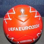Vadonatúj UEFA Euro 2024 focilabda fotó