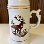 Hollóházi porcelán korsó vadász motívummal fotó