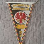 RETRO FUTBALL ZÁSZLÓ / ASZTALI ZÁSZLÓ EINTRACHT F.F.V. FRANKFURT a.m (27 cm) fotó