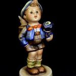 FIÚ MALACCAL ... RÉGI GOEBEL PORCELÁN FIGURA fotó