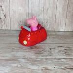 Peppa malac kisautóban fotó