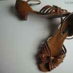 37-es női szandál magassarkú sarokmag: 4cm belsőh: 23, 5cm George Brazil, vil barna * sz.átvétel: Zugló fotó