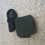Gyári Asus 19V 3.42A 65W 4.5x3.0mm AC Adapter ADP-65GD D fotó