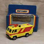 Matchbox MB-54 Foam Unit Monitoring Truck (sárga) fotó