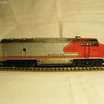 H0 Santa Fe Tempo 5028 dízelmozdony 4 tengelyes, világítással, szép működéssel, vasútmodell fotó