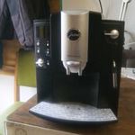 JURA E60 Automata darálós kávégép fekete színben fotó