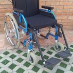 Uniroll kerekesszék tolókocsi lábtartóval - 47cm - 2. fotó