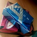 AVON SZÍNES KÖVES NYAKÉK NYAKLÁNC fotó