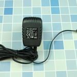 SIL 220V-os hálózati adapter 6V 200mA VD060020J fotó