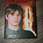 A sas lecsap fotó