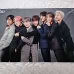 Újszerű BTS textil fali poszter 68x46cm fotó