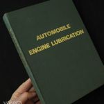 Automobile engine lubrication - autos műszaki könyv angolul fotó