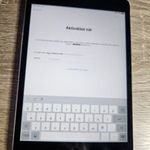 Apple Ipad Mini 2 A1489 hibás zárolt alkatrésznek fotó