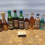 Retro mini italok gyűjteménye csak egyben szocreál pálinka vermouth tüske fotó