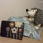 Ri2K csokoládébarna valódi bőr, elegáns pénztárca applikált virágokkal fotó