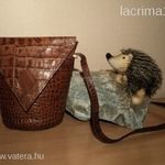 Marrone-barna valódi bőr, sportosan elegáns táska fotó