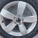 2 Gyári, VW Tiguan 17”/CORVARA/ alufelni, újszerű téli gumi fotó