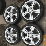 SEAT LEON 1P FR felni szett 7, 5J x 18 ET51 fotó