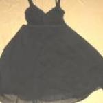 Zara fekete gyöngyös muszlin ruha S-s h: 101 cm mb: 92 cm fotó