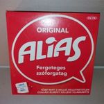 Original Alias Fergeteges szóforgatag családi társasjáték újdonság AR kiterjesztett valóság funkció fotó