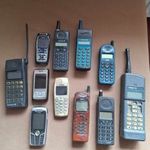 11 db régi telefon+sok tartozék fotó