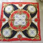 Burberry mintás női selyem sál kendő 86x86 cm fotó