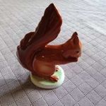 Hollóházi porcelán mókus. fotó