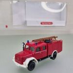 JG46 H0 1: 87 Wiking 8633934 Magirus tűzoltóautó + ajándék H0 tűzcsap fotó