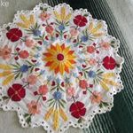 Hímzett kalocsai terítő vászon anyagon 43 cm fotó
