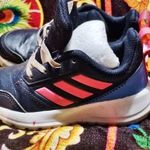 Gyermek uniszex nagyon szép adidas 30 as cipő fotó