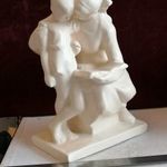 ANTIK KERÁMIA SZOBOR ANYA GYERMEKÉVEL 26X18 CM fotó