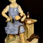 SUSZTER MUNKA KÖZBEN ... RÉGI JELZETT NÉMET PORCELÁN SZOBOR X fotó