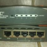 10/100 Mbps SMC switch fotó