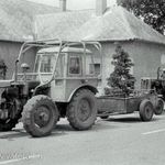 Dutra UE-28 és UB-28 traktor gépkönyve fotó
