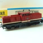 AA769 H0 Piko dieselmozdony BR110 025-4 DR fotó