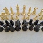 Sakk figura csomag kompletten - tábla nélkül fotó
