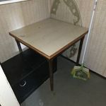 asztal kihúzható, szélesíthető 80x80, 140x80 - lakásürítés fotó