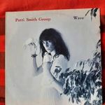 Patti Smith Group – Wave (GER) (lemez: vg+(ex), borító: vg+) (a label 1. en írás, de nem zavaró) fotó