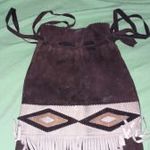 Retro indián jellegű hasított bőr, bőr rátétes MINTÁS szütyő / kézitáska 25 x 21 cm képek szerint fotó